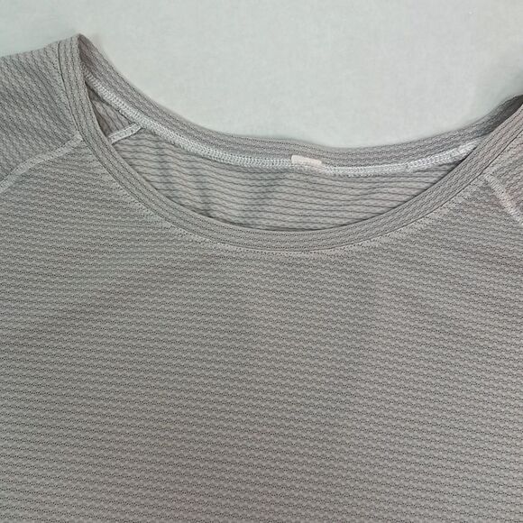 Lululemon gray open up tie-back tee size 8 E UC - Picture 3 of 13